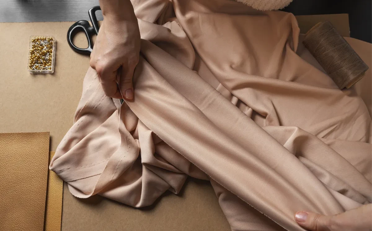 Viskon Kumaş Nedir? Tesettür Modasında Neden Tercih Edilir?